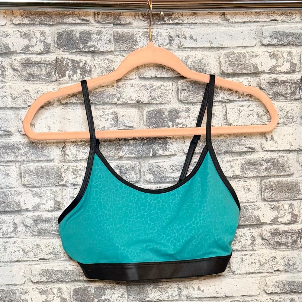 Zyia Jade River Stone Light n Tight Adjustable Strap Bra